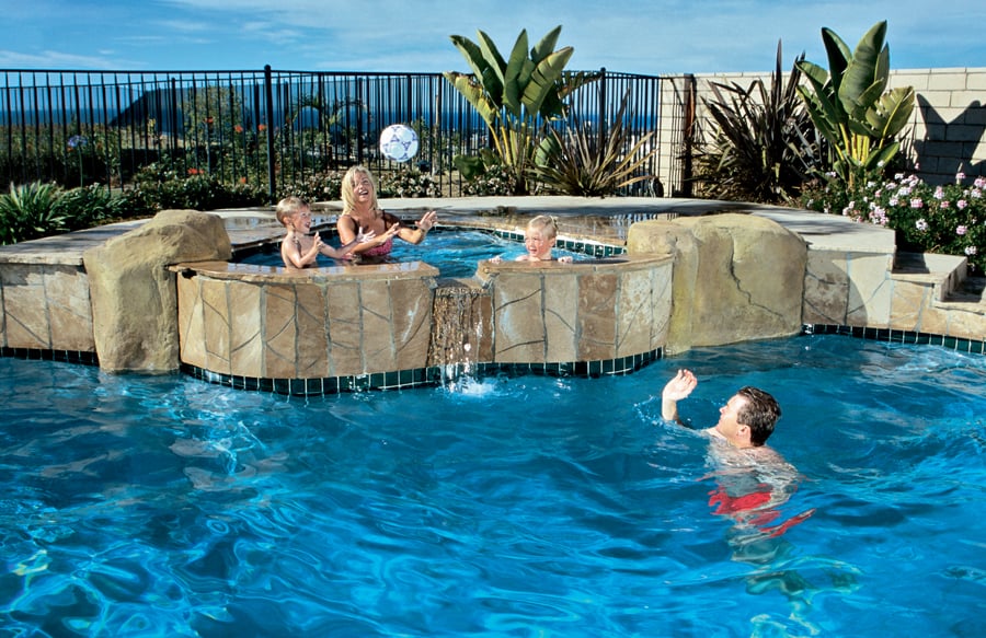 Swimming Pool & Kids' Pool